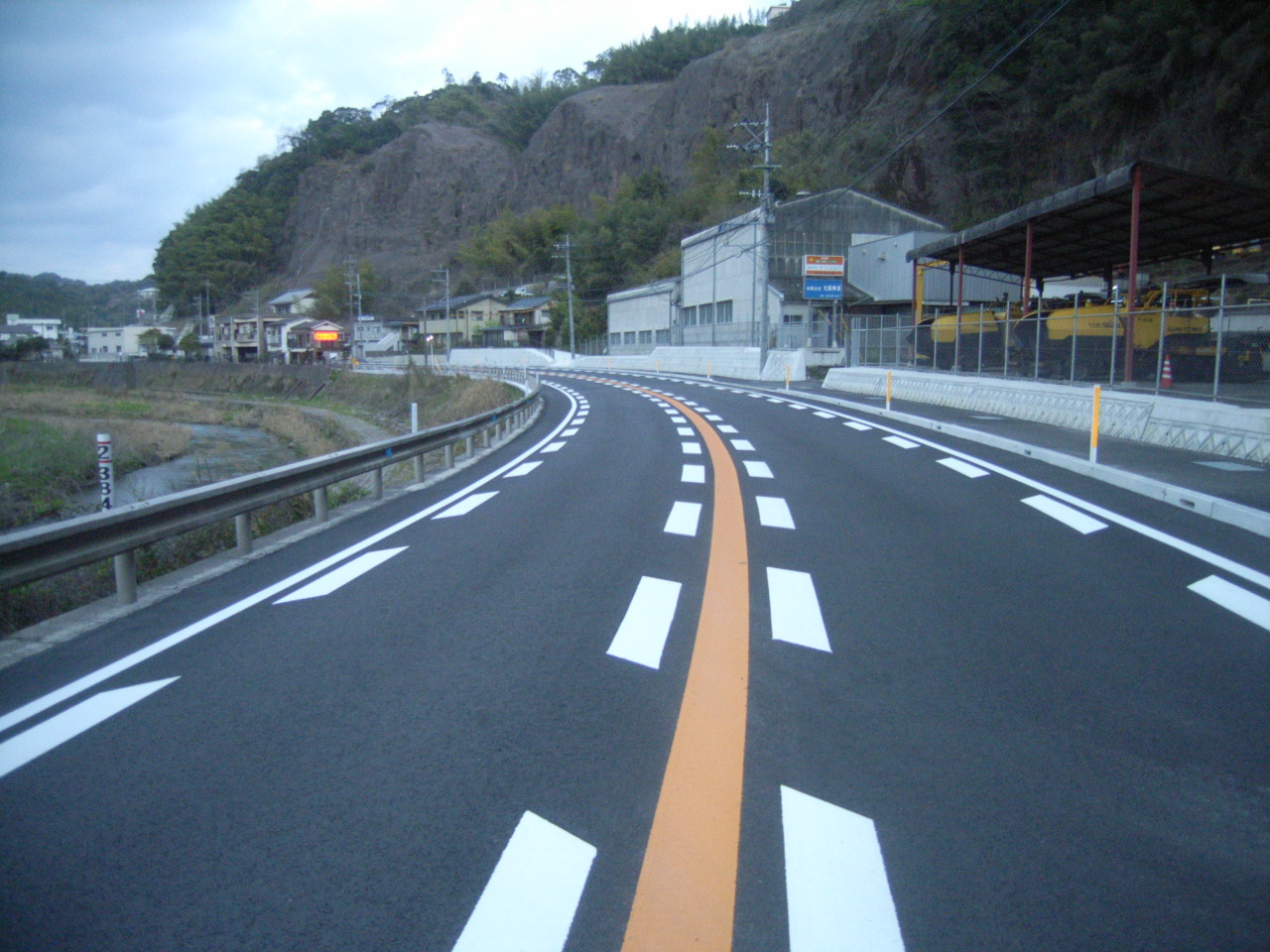 国道3号飯山地区1工区  歩道整備工事