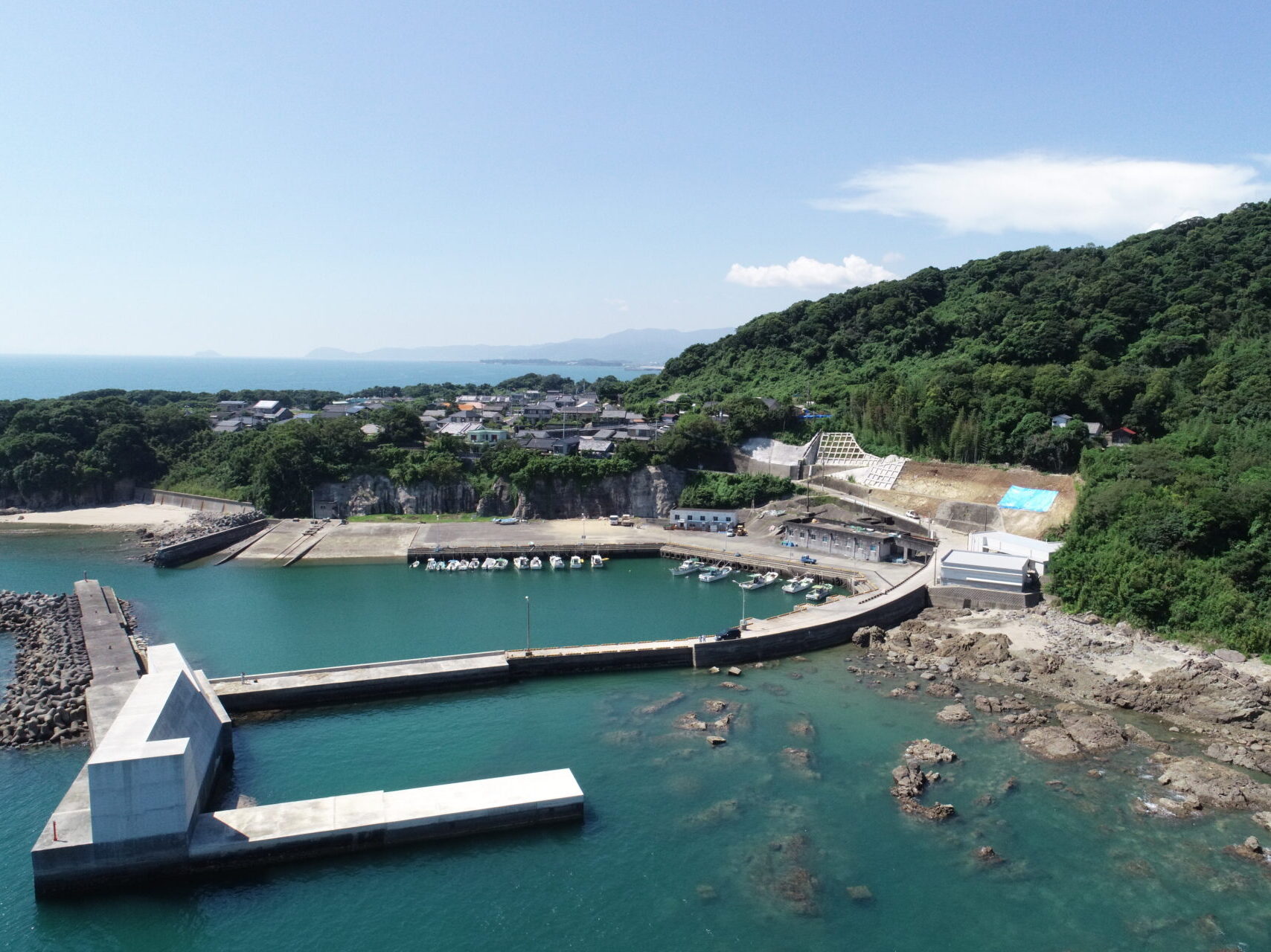 戸崎漁港地域水産物供給基盤整備工事