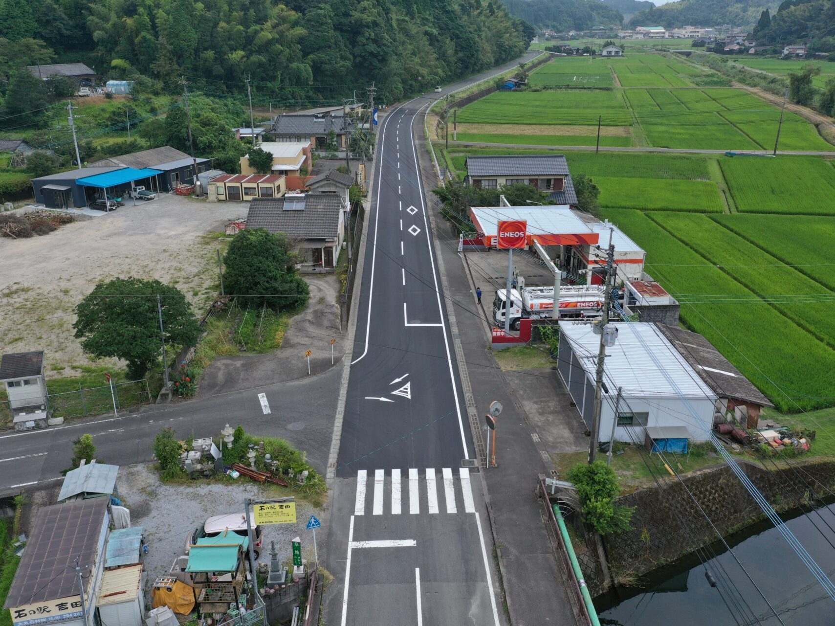 第２号県単道路整備（舗装補修）工事（０県債本城町工区）